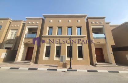 Compound - 6 - 6 for rent in Souk Al gharaffa - Al Gharrafa - Doha