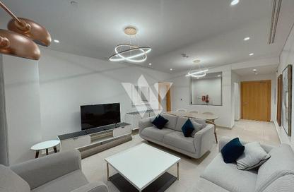 Apartment - 2 Bedrooms - 3 Bathrooms for rent in Floresta Gardens - Floresta Gardens - The Pearl Island - Doha
