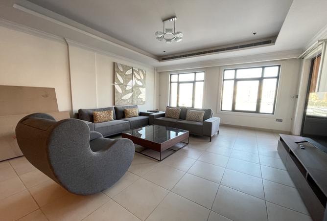 1004915 - Property Image 3