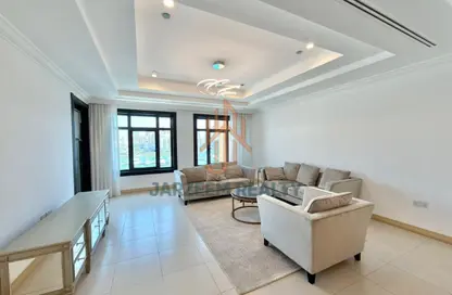 Townhouse - 2 Bedrooms - 2 Bathrooms for rent in West Porto Drive - Porto Arabia - The Pearl Island - Doha