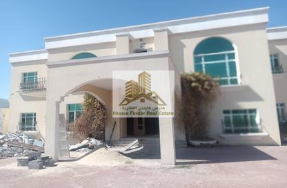 Villa - Studio - 5 Bathrooms for rent in Al Dafna - Al Dafna - Doha