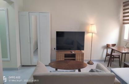 Apartment - Studio - 1 for rent in Street 871 - Al Duhail South - Al Duhail - Doha