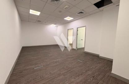 Office Space - Studio - 2 Bathrooms for rent in Al Mansoura - Al Mansoura - Doha