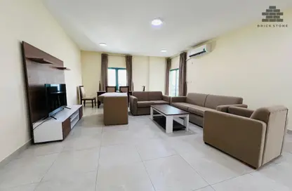Apartment - 2 Bedrooms - 2 Bathrooms for rent in Salaja Street - Doha Al Jadeed - Doha
