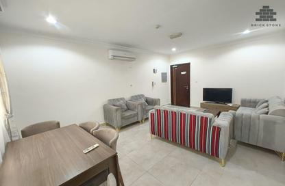 Apartment - 1 Bedroom - 2 Bathrooms for rent in Salaja Street - Doha Al Jadeed - Doha