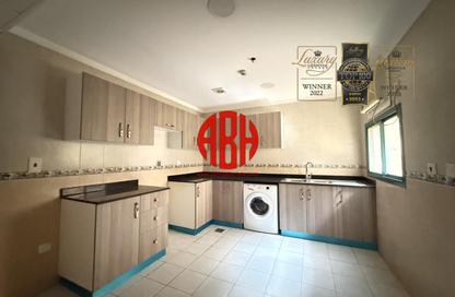 Apartment - 2 - 2 for rent in Salaja Street - Doha Al Jadeed - Doha