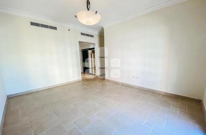 Apartment - 3 Bedrooms - 4 Bathrooms for rent in Carnaval - Qanat Quartier - The Pearl Island - Doha
