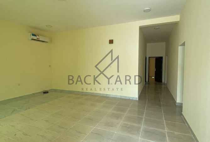 1004757 - Property Image 2