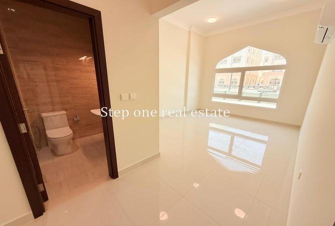 56024947 - Property Image 2