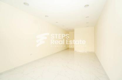 Shop - Studio - 1 Bathroom for rent in Bu Hamour Street - Abu Hamour - Doha