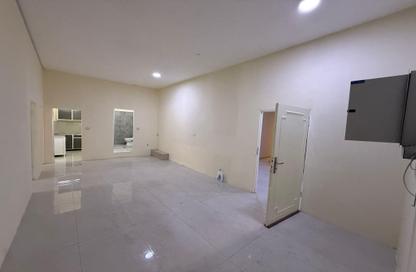 Apartment - 2 Bedrooms - 1 Bathroom for rent in Al Gharrafa - Al Gharrafa - Doha