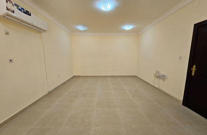 Apartment - 2 Bedrooms - 2 Bathrooms for rent in Fereej Abdul Aziz - Fereej Abdul Aziz - Doha