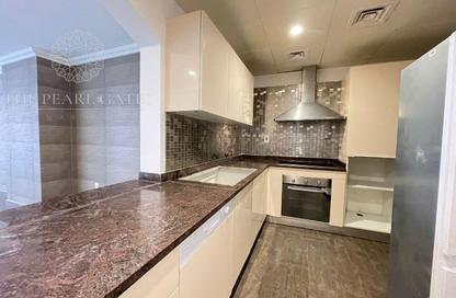 Apartment - 1 Bedroom - 2 Bathrooms for rent in East Porto Drive - Porto Arabia - The Pearl Island - Doha