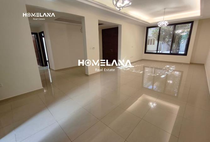 999345 - Property Image 2