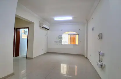 شقة - 3 غرف نوم - 3 حمامات للايجار في المنصورة - المنصورة - الدوحة