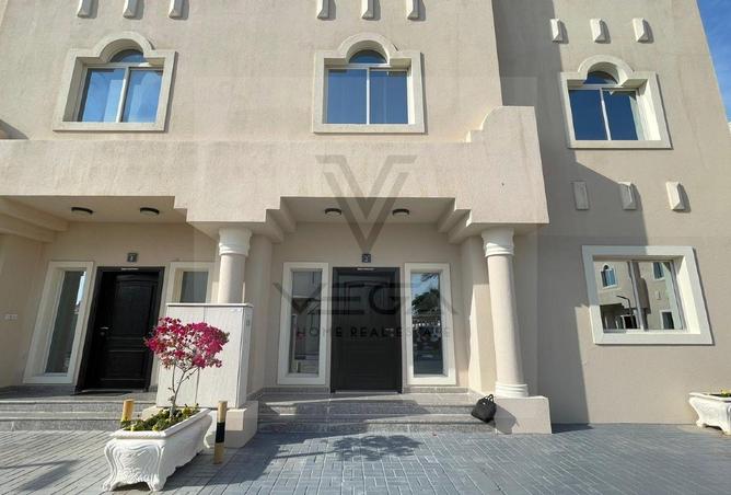 1006995 - Property Image 2