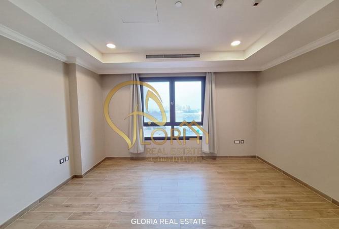 1003356 - Property Image 3