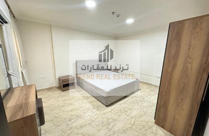 Apartment - 2 Bedrooms - 2 Bathrooms for rent in Al Mansoura - Al Mansoura - Doha