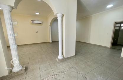 Villa - 3 Bedrooms - 3 Bathrooms for rent in Wadi Al Markh - Muraikh - AlMuraikh - Doha