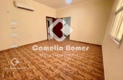 Villa - 5 Bedrooms - 5 Bathrooms for rent in Al Gharrafa - Al Gharrafa - Doha