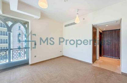 Apartment - 2 Bedrooms - 3 Bathrooms for rent in Viva Central - Viva Bahriyah - The Pearl Island - Doha