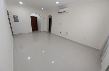 Apartment - 2 Bedrooms - 2 Bathrooms for rent in Al Wakra Building Project - Al Wukair - Al Wakra