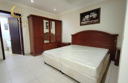 Apartment - 1 Bedroom - 1 Bathroom for rent in Umm Ghuwailina 4 - Umm Ghuwailina - Doha