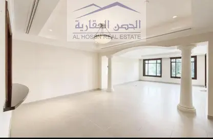 Townhouse - 2 Bedrooms - 3 Bathrooms for rent in Tuscan Tower - Porto Arabia - The Pearl Island - Doha