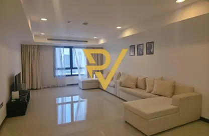 Apartment - 1 Bedroom - 1 Bathroom for rent in West Porto Drive - Porto Arabia - The Pearl Island - Doha