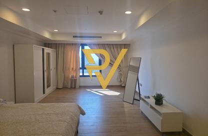 Apartment - 1 - 1 for rent in West Porto Drive - Porto Arabia - The Pearl Island - Doha Apartment - 1 - 1 for rent in West Porto Drive - Porto Arabia - The Pearl Island - Doha