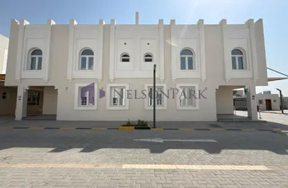 مجمع سكني - 6 غرف نوم - 5 حمامات للايجار في وادي المرخ - مريخ - المريخ - الدوحة