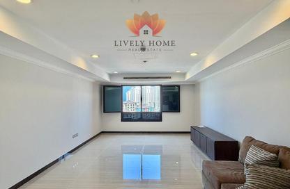 Apartment - 1 - 2 for rent in East Porto Drive - Porto Arabia - The Pearl Island - Doha