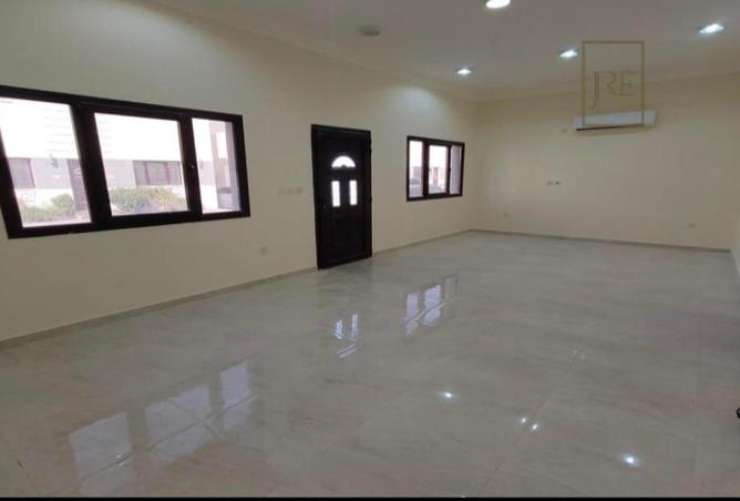56315661 - Property Main Image