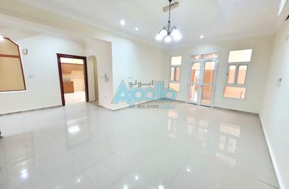Villa - 4 Bedrooms - 4 Bathrooms for rent in Al Dana st - Muraikh - AlMuraikh - Doha
