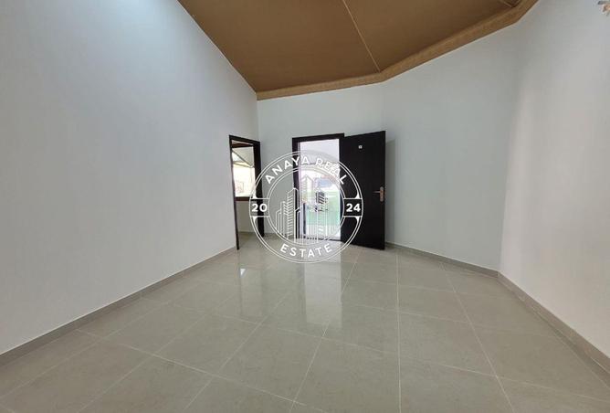 61002023 - Property Image 3