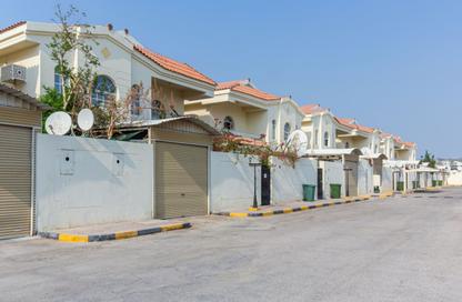 فيلا - 4 - 5 للايجار في شارع الجامعه - المرخية - الدوحة فيلا - 4 - 5 للايجار في شارع الجامعه - المرخية - الدوحة