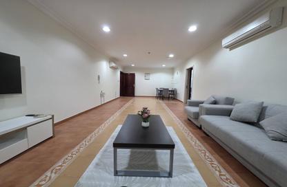 Apartment - 3 Bedrooms - 3 Bathrooms for rent in Al Aqaria Tower - Old Salata - Salata - Doha