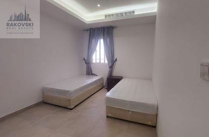 Apartment - 2 Bedrooms - 2 Bathrooms for rent in Umm Ghuwalina - Umm Ghuwailina - Doha