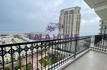 Apartment - 3 Bedrooms - 4 Bathrooms for rent in Floresta Gardens - Floresta Gardens - The Pearl Island - Doha