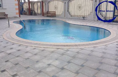 مجمع سكني - 5 غرف نوم - 6 حمامات للايجار في شارع الوعب - الوعب - الدوحة