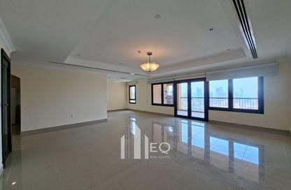 Apartment - 2 Bedrooms - 3 Bathrooms for rent in East Porto Drive - Porto Arabia - The Pearl Island - Doha