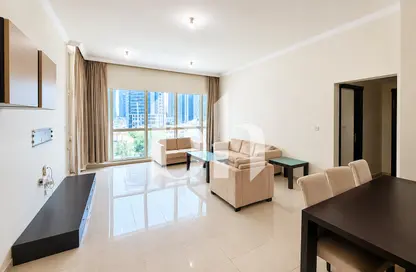 Apartment - 2 Bedrooms - 2 Bathrooms for rent in City Center Towers - West Bay - Doha