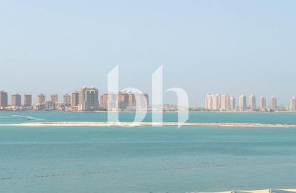 Apartment - 2 Bedrooms - 2 Bathrooms for rent in City Center Towers - West Bay - Doha