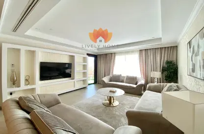 Apartment - 2 Bedrooms - 3 Bathrooms for sale in One Porto Arabia - Porto Arabia - The Pearl Island - Doha