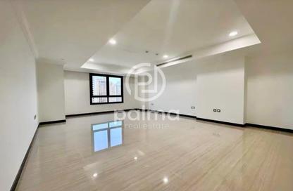 Apartment - 2 Bedrooms - 3 Bathrooms for rent in West Porto Drive - Porto Arabia - The Pearl Island - Doha Apartment - 2 Bedrooms - 3 Bathrooms for rent in West Porto Drive - Porto Arabia - The Pearl Island - Doha