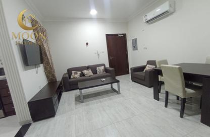 Apartment - 1 - 2 for rent in Umm Ghwailina Comm - Umm Ghuwalina - Umm Ghuwailina - Doha