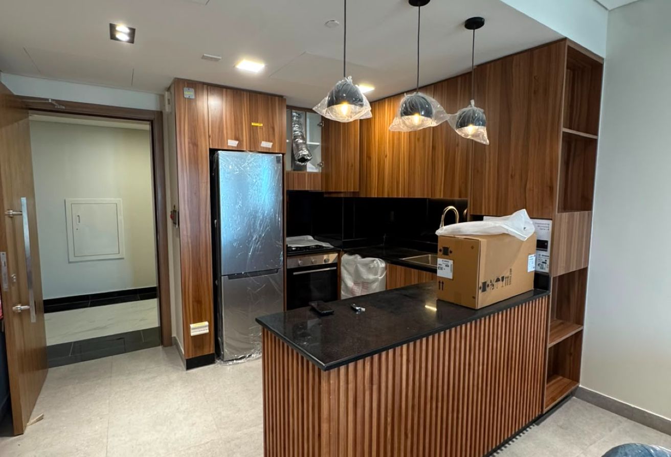 2bhk FF front of Vendom mall 1060k only pay down.. thumbnail 8