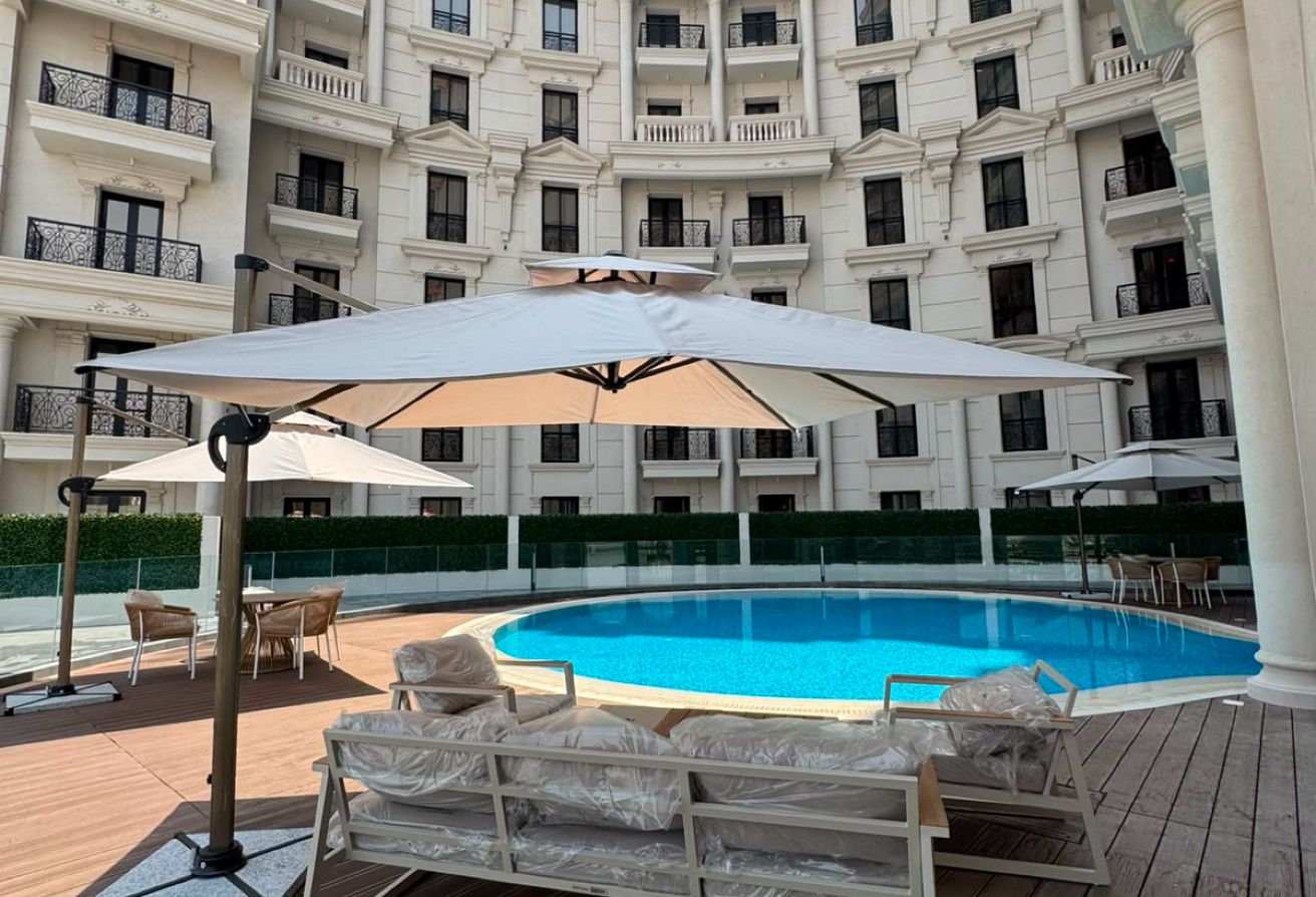 2bhk FF front of Vendom mall 1060k only pay down.. thumbnail 6