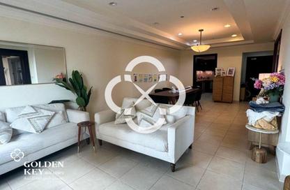 Apartment - 2 Bedrooms - 3 Bathrooms for sale in West Porto Drive - Porto Arabia - The Pearl Island - Doha