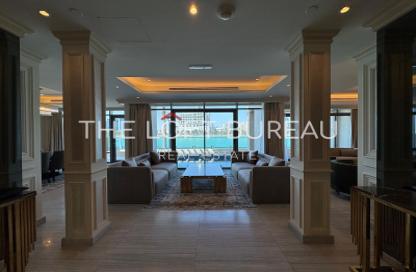 Villa - 5 Bedrooms - 6 Bathrooms for rent in Abraj Bay - Abraj Quartiers - The Pearl Island - Doha